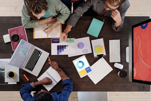 Pivoting in a Lean Startup